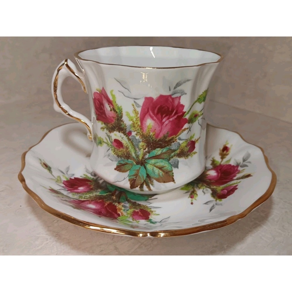Vtg Hammersley Grandmother's Rose Fine Bone China Teacup and Saucer Gold Rim